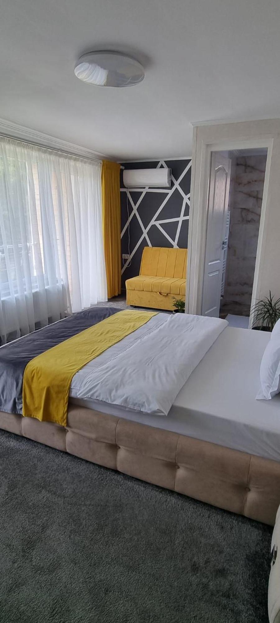 Casa Sonia 호텔 Târgu Jiu 외부 사진