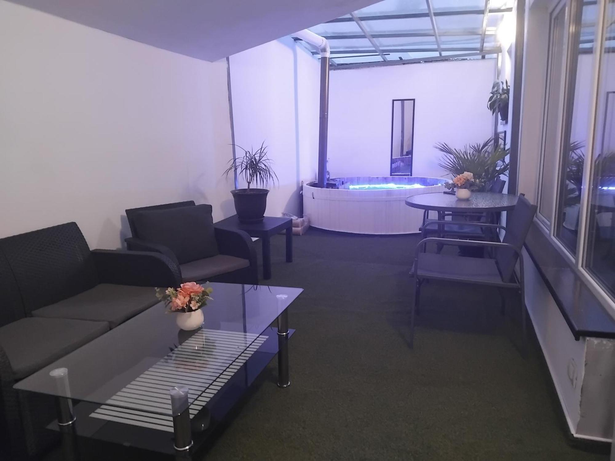 Casa Sonia 호텔 Târgu Jiu 외부 사진